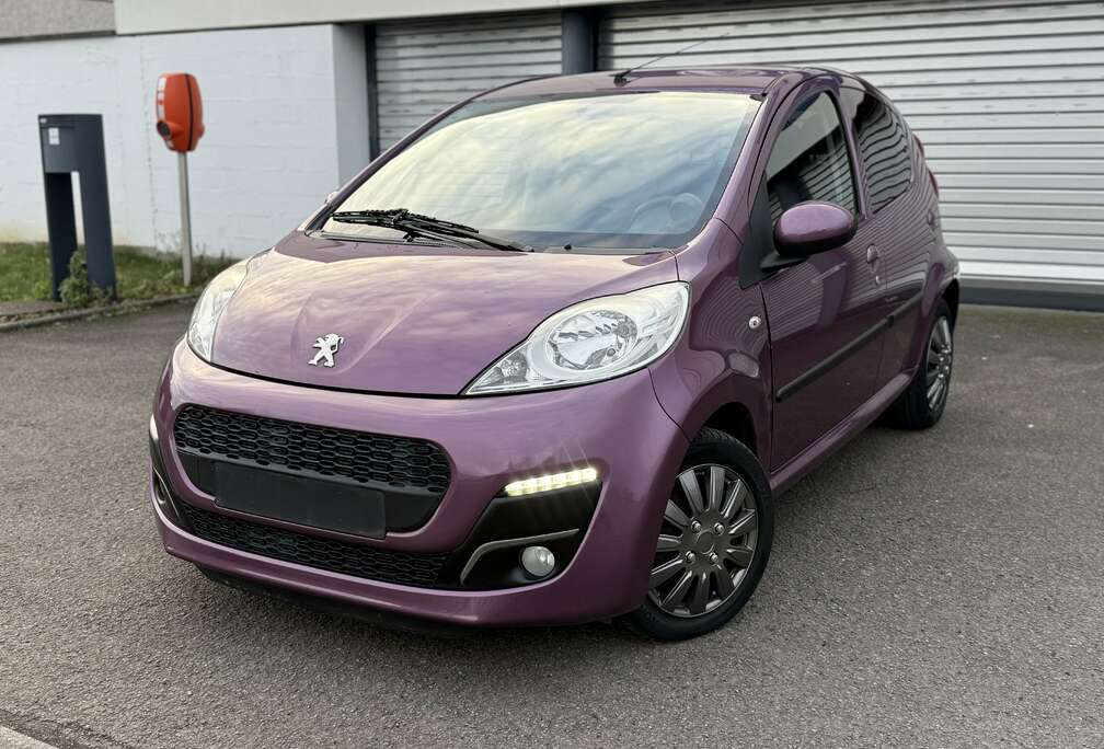 Peugeot 1.0i / 41.000km / ** PRETE A IMMATRICULER **