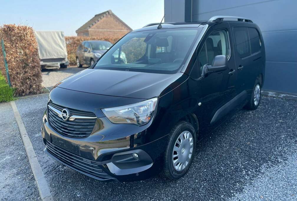 Opel Combo lichte vracht/ 5 zitplaatsen