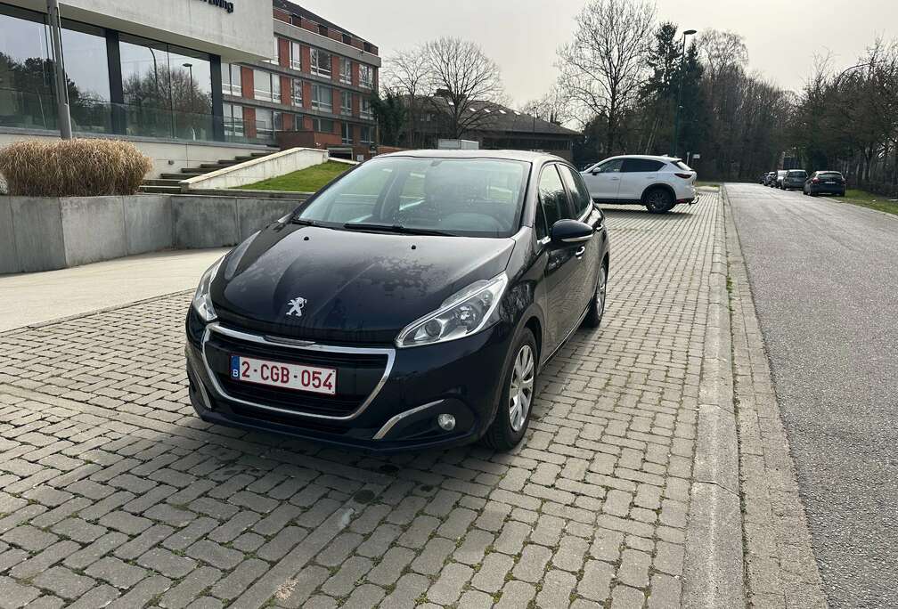 Peugeot 208 1.2i PureTech Active