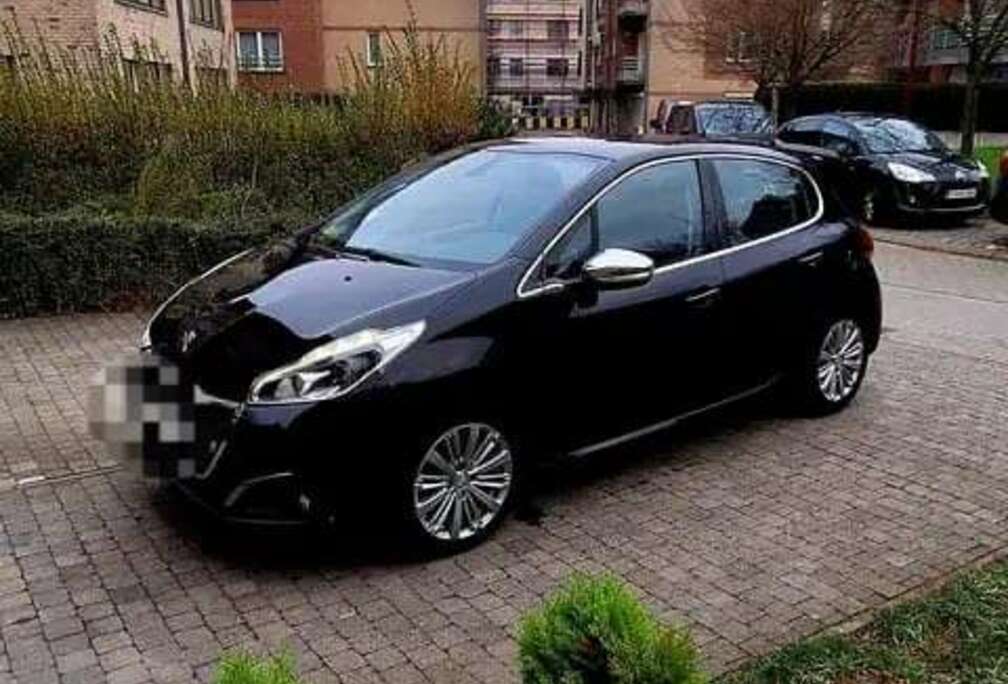 Peugeot Allure S&S - Led - 1er Prop - 0495/73.89.76