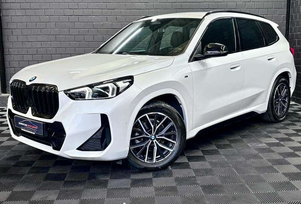 BMW 18i sDrive M-Sport * Hayon * Caméra * Sièges chauf