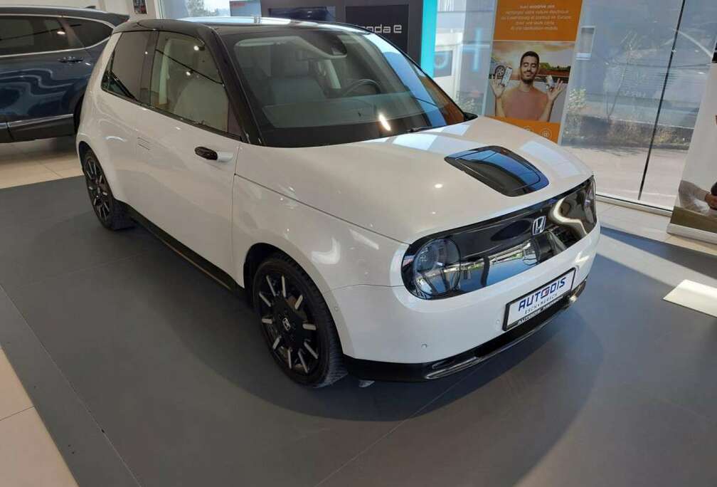 Honda ADVANCE 17\