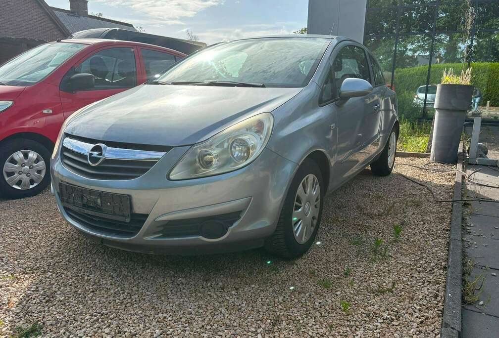 Opel 1.2i XE 16v Edition 2000