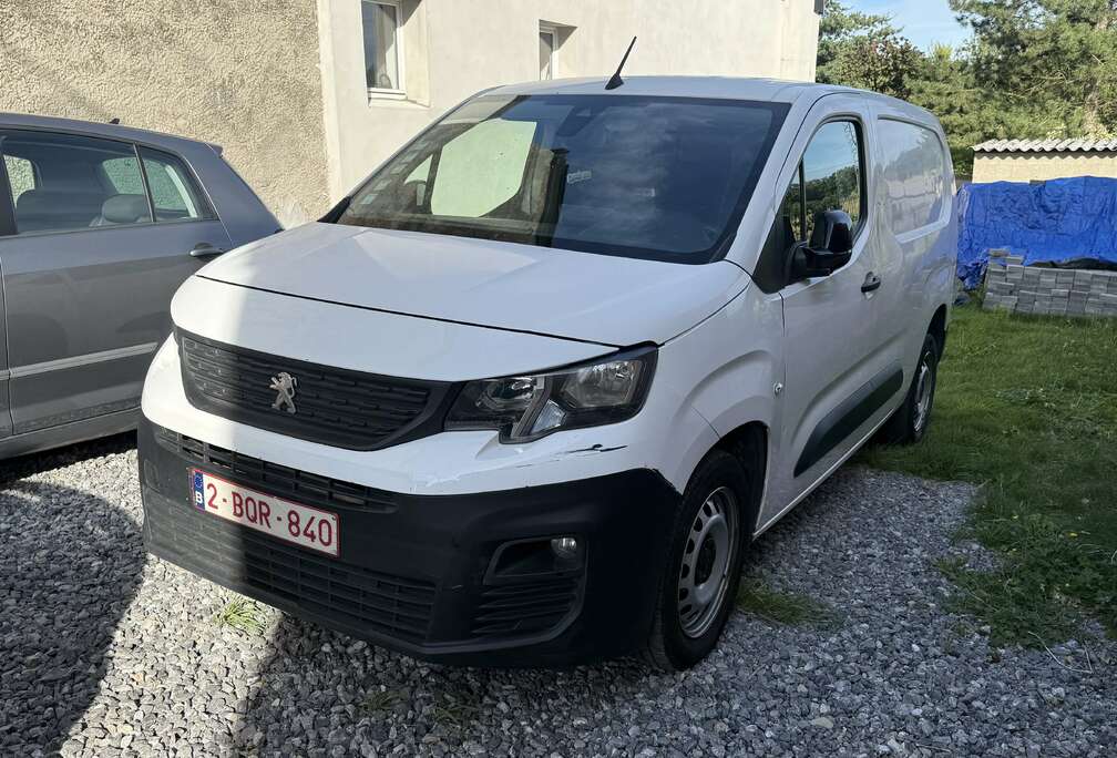 Peugeot 1.5 BlueHDi L1 STD Heavy Premium (EU6.3)