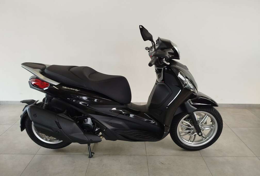 Piaggio hpe