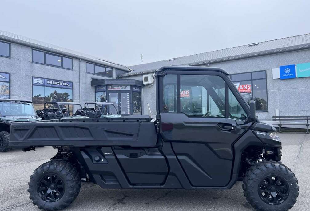 MY25 PRO DPS HD10 T1b + 60km/h noir  Cabine Luxe i
