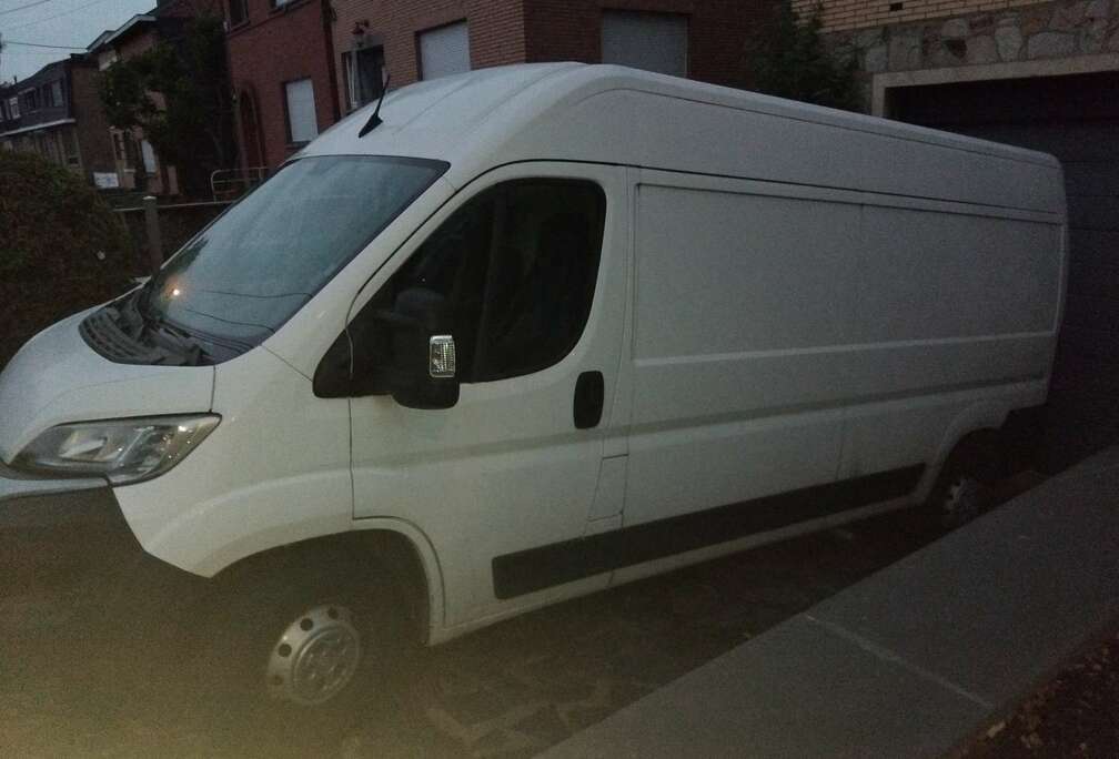 Citroen 2.2 BlueHDi L3H2 Club S/S (EU6.3)