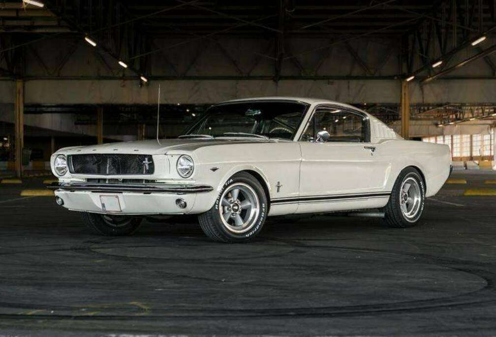 Ford Fastback