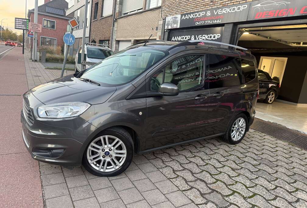 Ford 1.5 TDCi 102 ch Titanium — 25 000 km — 1er propriétaire — 5 places — Historique Ford