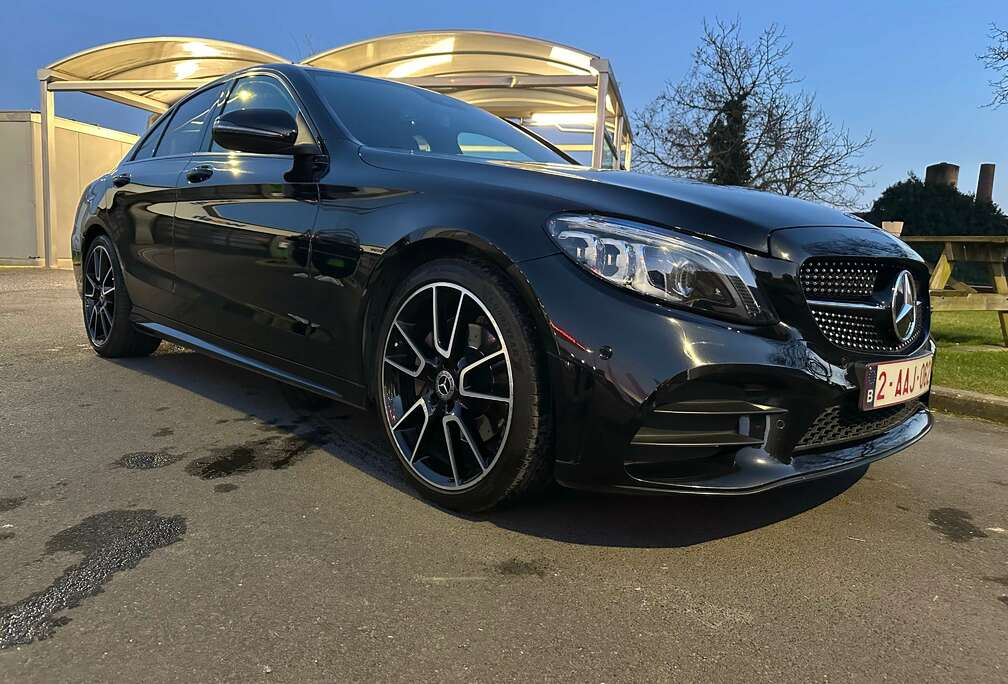 Mercedes-Benz C 180 9G-TRONIC AMG Line