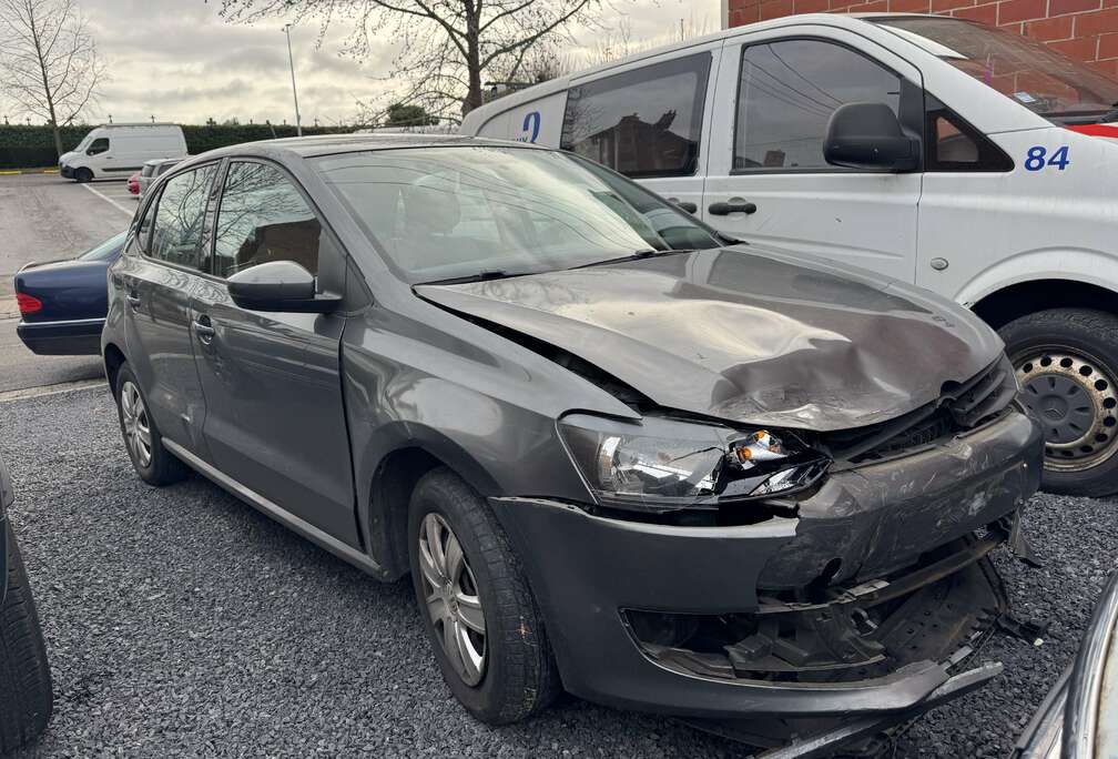 Volkswagen Polo 1.2i Comfortline accidenté roulante