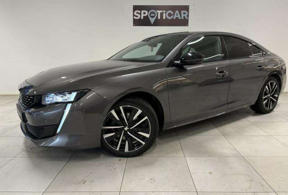 Peugeot GT Line-GPS-CAMERA-BOITE AUTO