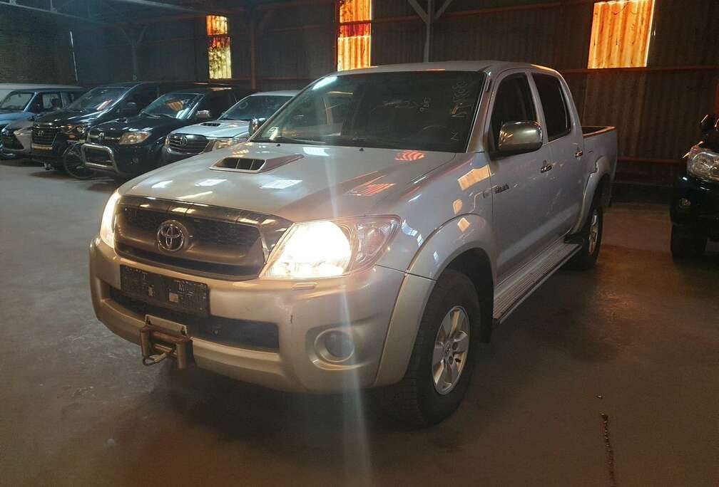 Toyota 2.5 D-4D 4WD S