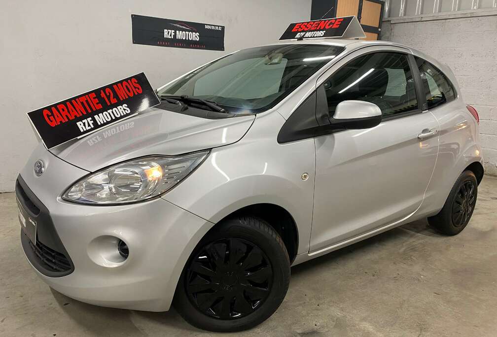 Ford 1.2i TITANIUM  GARANTIE 12 MOIS
