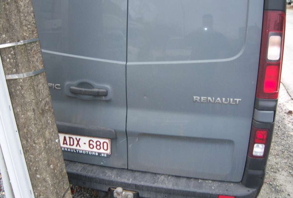 Renault 2.0 dCi 27 L1H1 Grand Confort