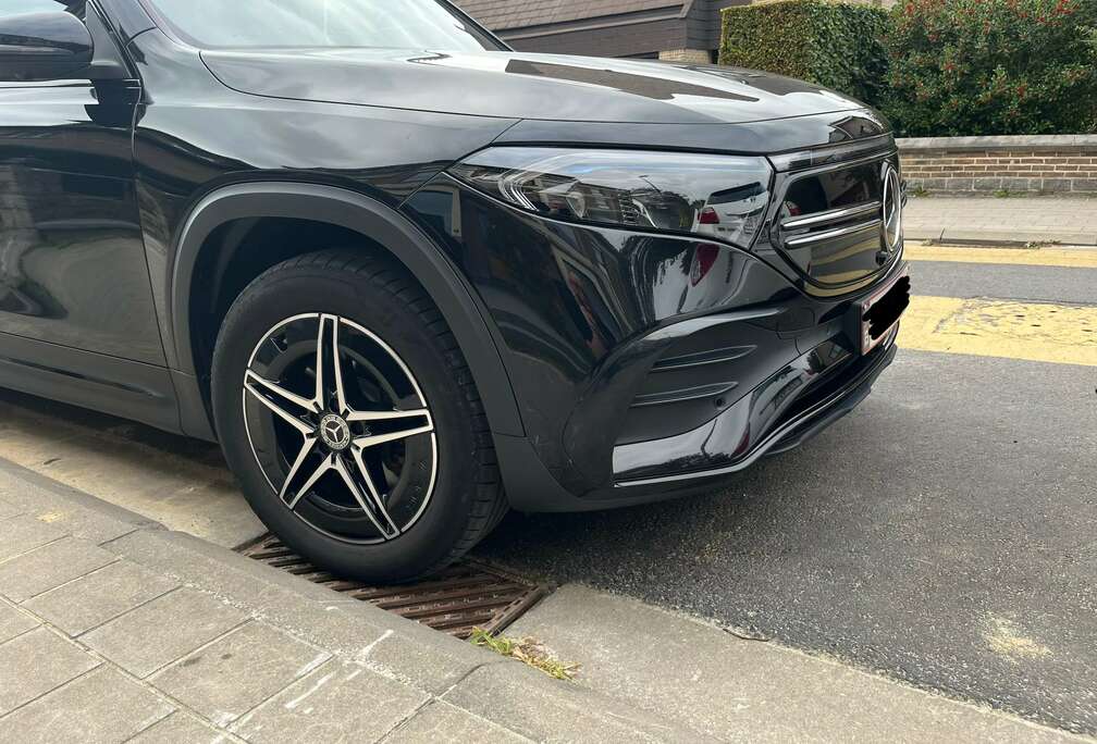 Mercedes-Benz EQB 66.5 kWh 300 4-Matic AMG Line AMG Line