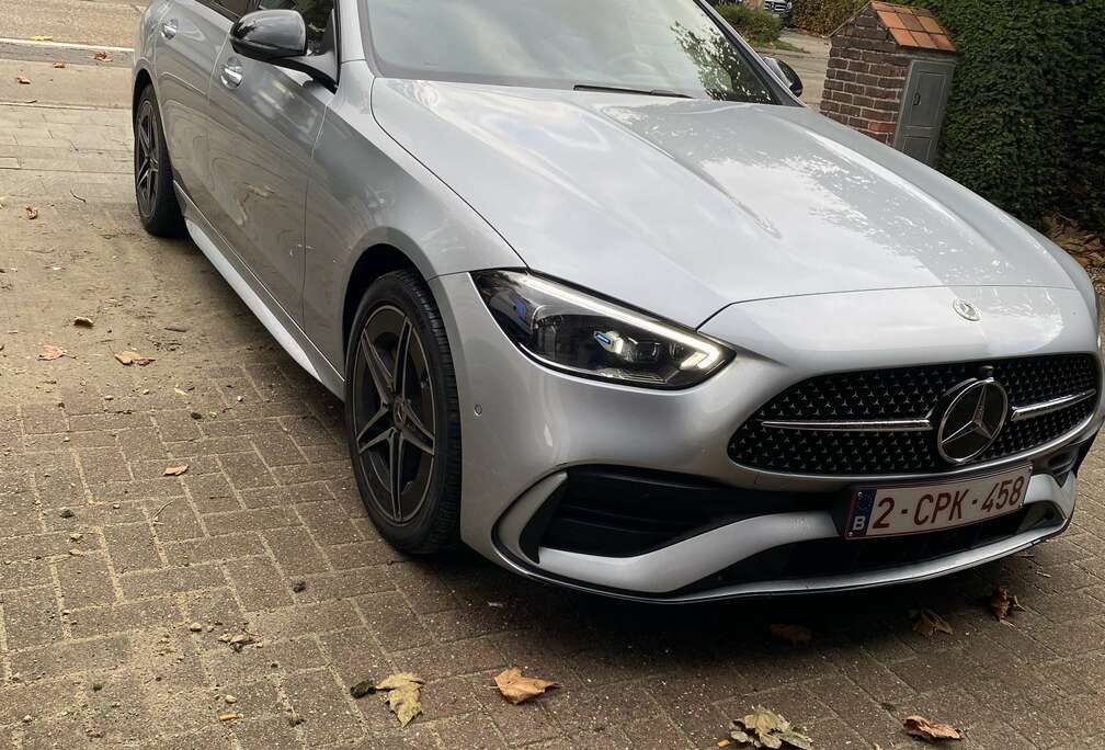 Mercedes-Benz e 9G-TRONIC AMG Line