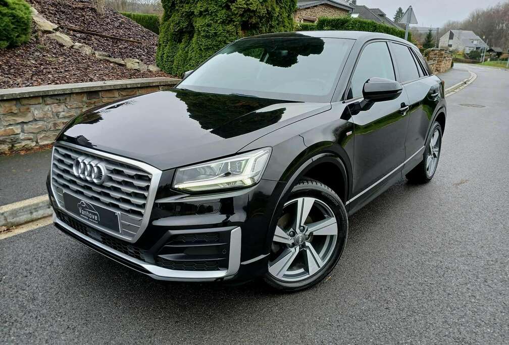 Audi Q2 TDI * S-line *