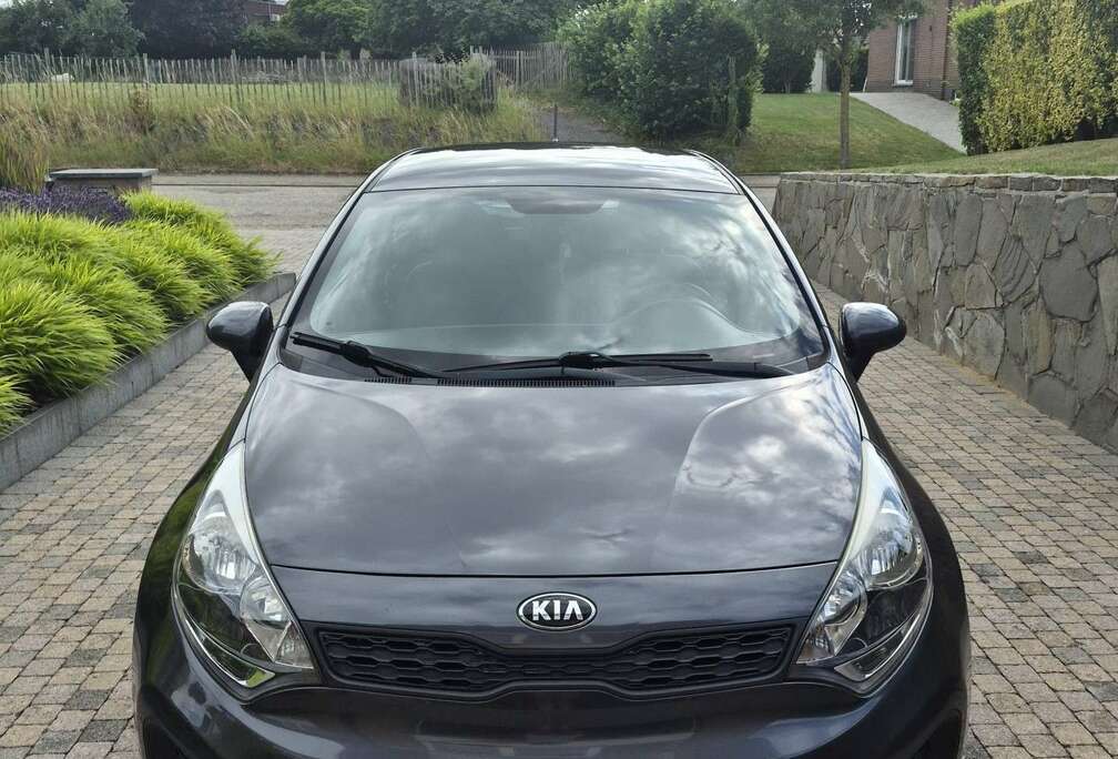 Kia 1.2i Lounge