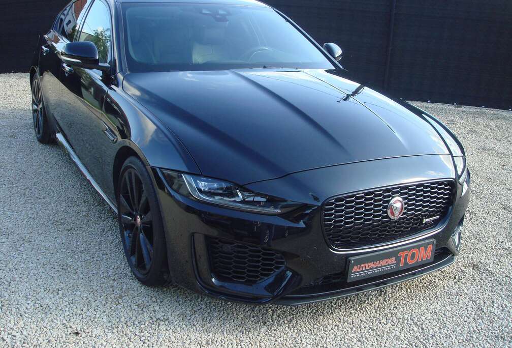 Jaguar 2.0 R-DYNAMIC * LEDER * MERIDIAN * CAMERA * SLECHTS 30 000 KM !!!