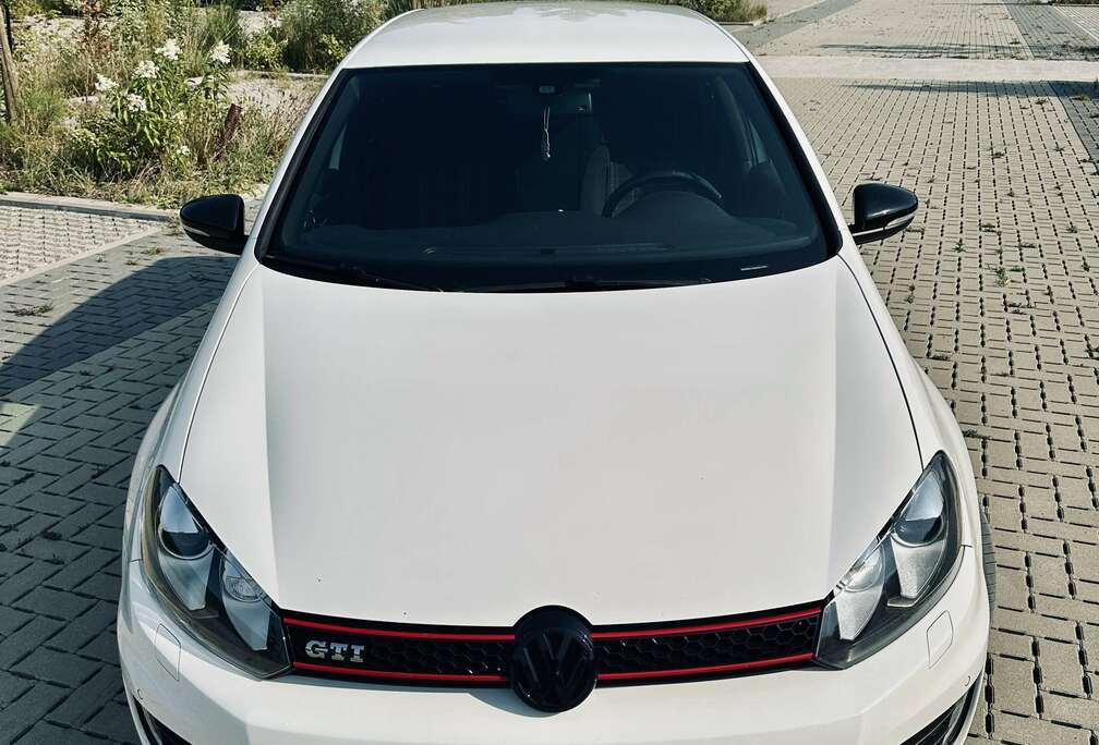 Volkswagen 2.0 TSI DSG