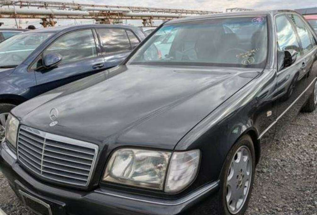 Mercedes-Benz 300 SE 3.2 AMG