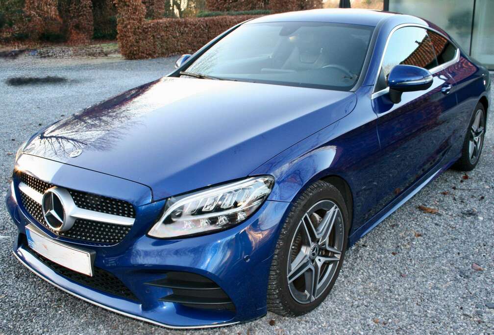 Mercedes-Benz C 220 d Coupe 4Matic 9G-TRONIC AMG Line