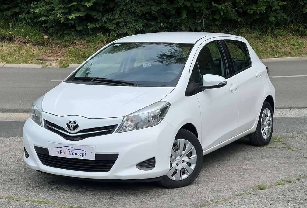 Toyota 1.33i VVT-i Dynamic 18000km GARANTIE 12 Mois