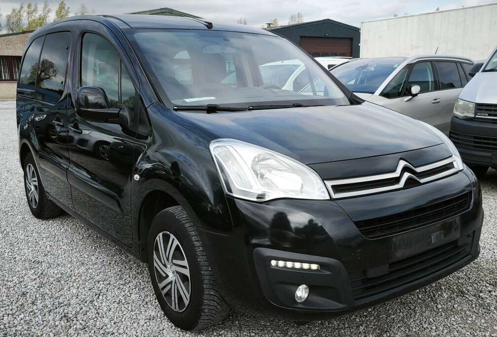 Citroen Multispace_1.6 i (97CH)_01/2016EUR.6B_A/C