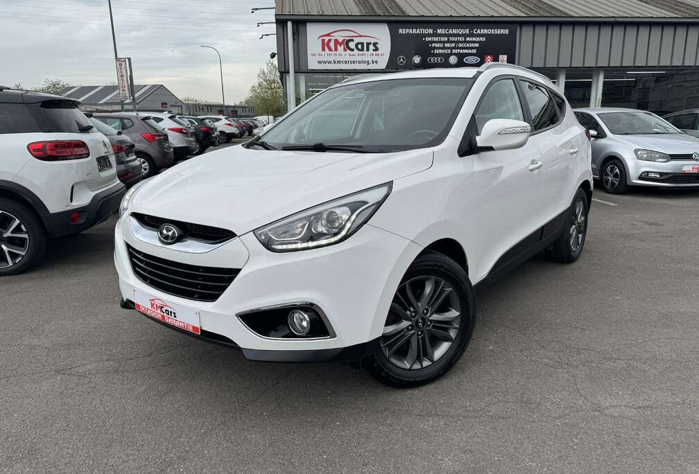 Hyundai 1.7 CRDi // 1\'ier MAIN // CLIMATISATION / JANTES / NAVIGATION / CAMERA / CUIR /