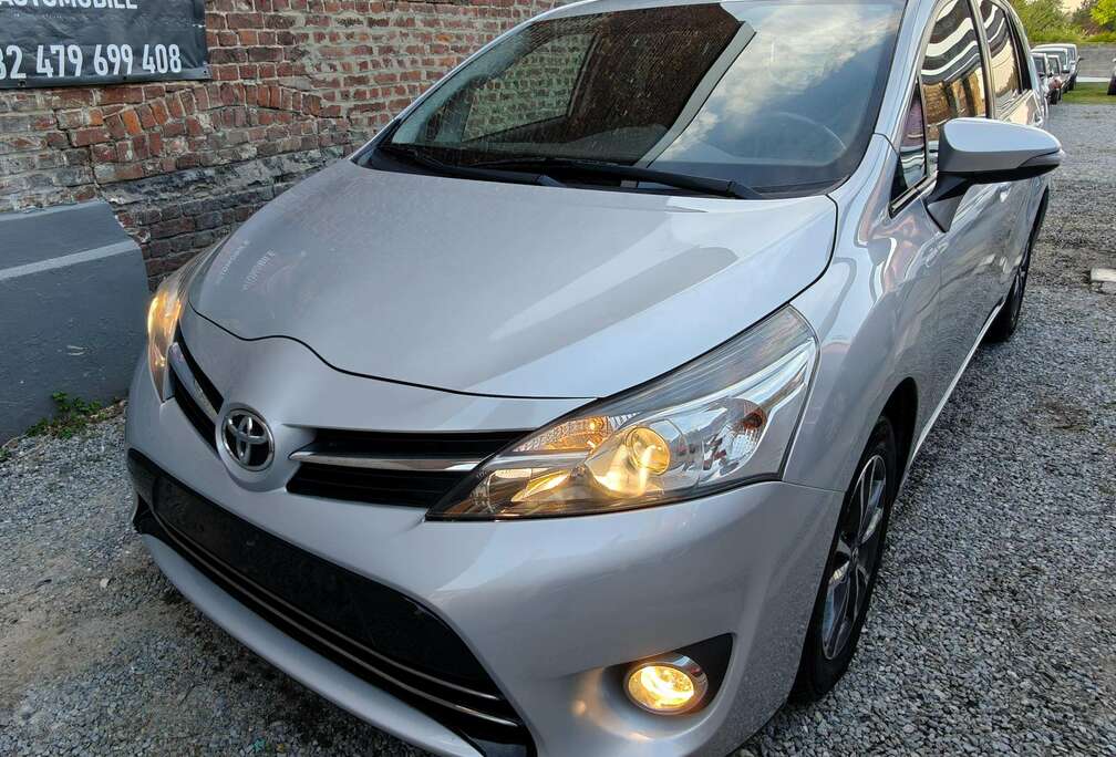 Toyota Verso boite automatique 5 places 86300 km