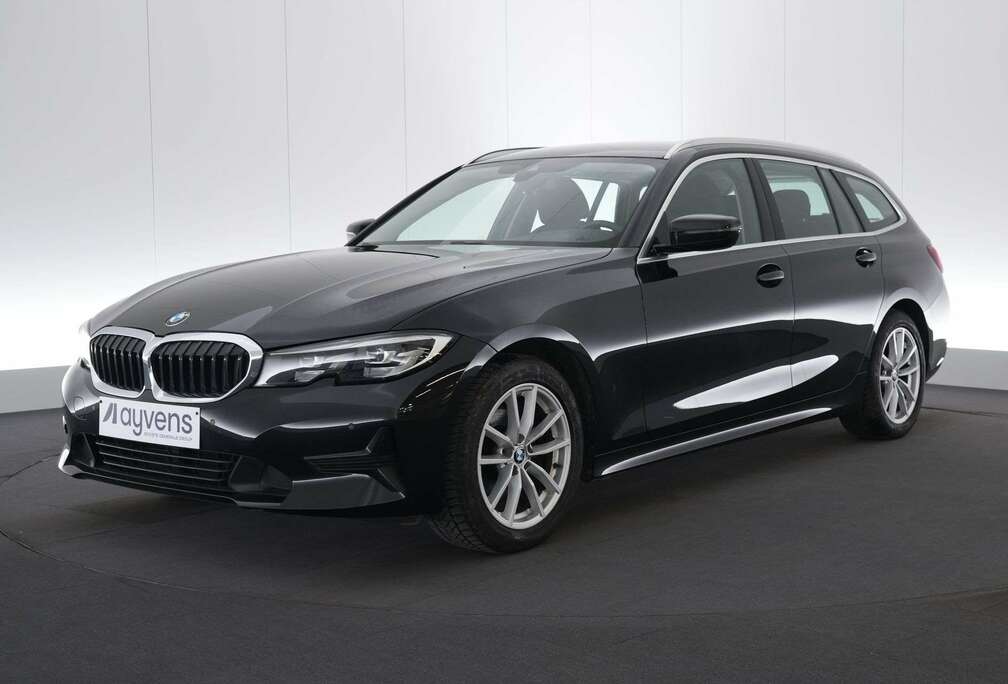 BMW 3 Touring 318dA Business LED GPS PDC Carplay Trekh