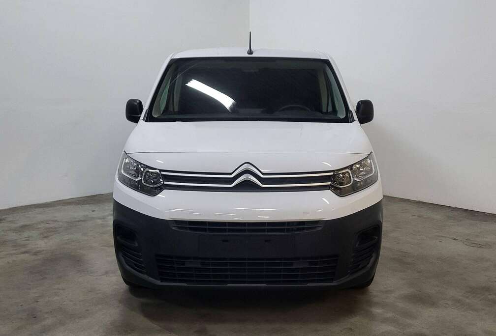 Citroen 1.5 BlueHDi XL * L2 - H1 * 3 PLACES * RADAR ARR. *