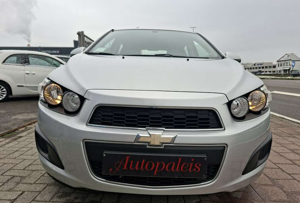 Chevrolet Aveo hatchback 1.2i  78 000KM