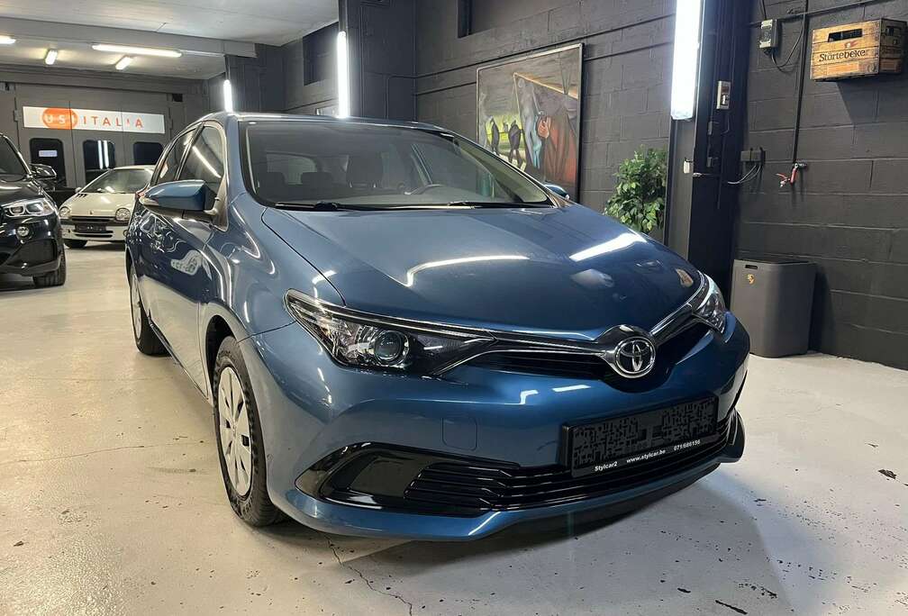 Toyota Auris 1.33i VVT-i Active