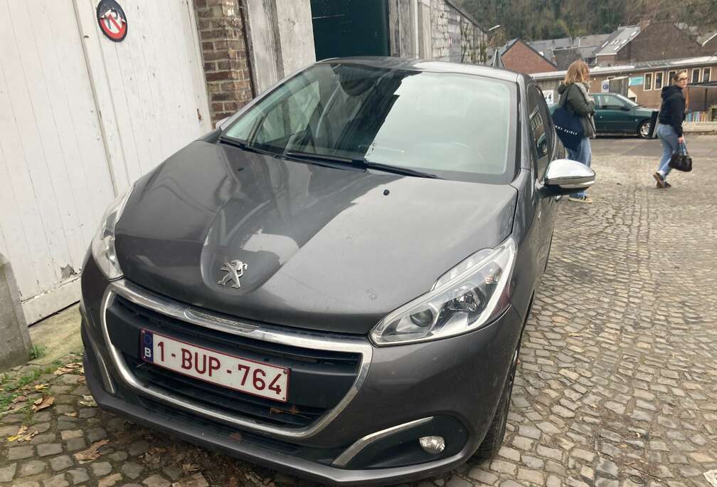 Peugeot 208 1.2i PureTech Style