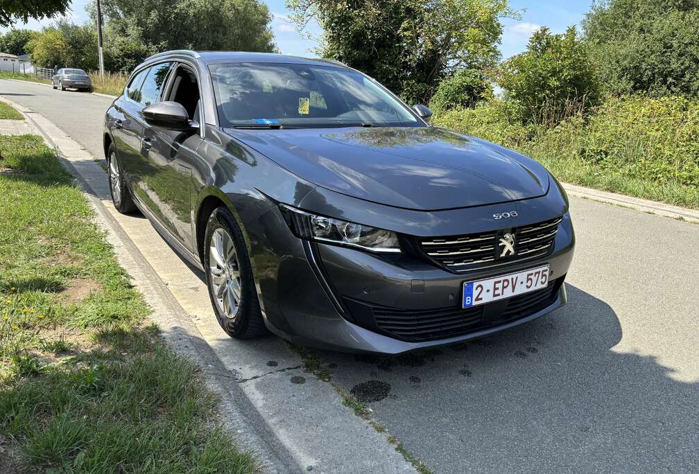 Peugeot SW BlueHDi 130 EAT8 Allure Pack