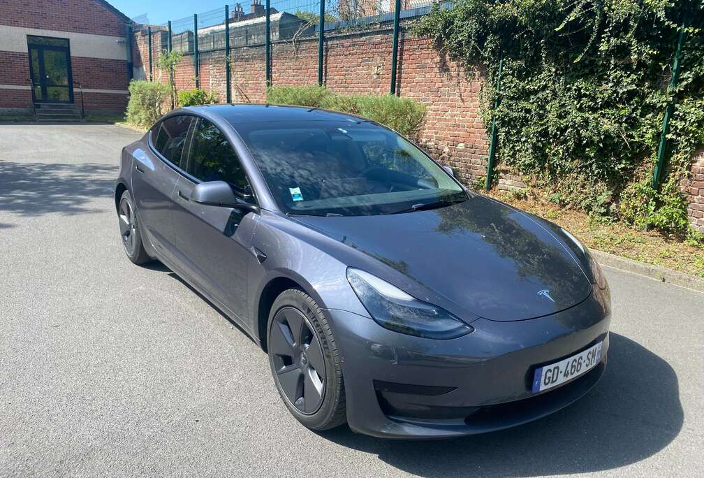 Tesla Model 3 60 kWh Standard Plus