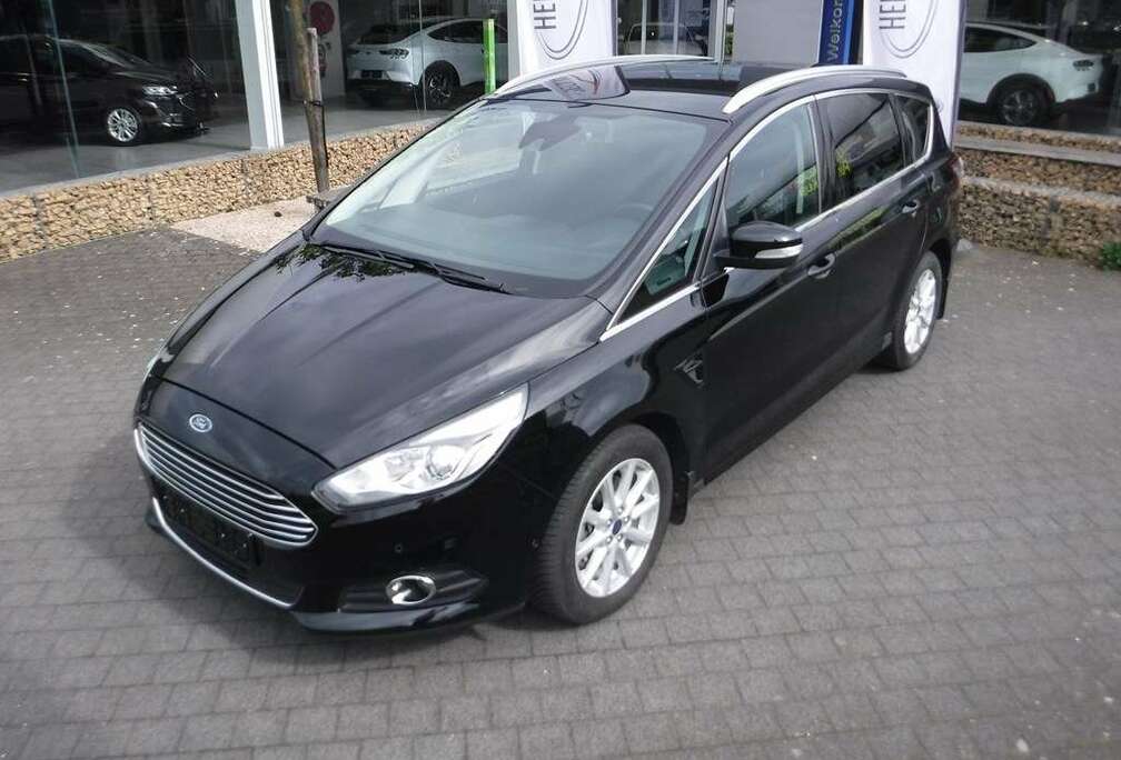 Ford Titanium