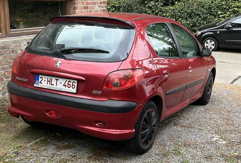 Peugeot 1.4i X-Line