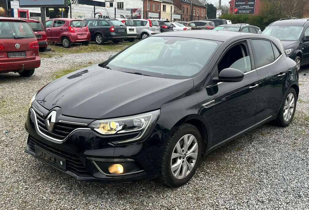 Renault 1.3 ESSENCE 116CV - 1ER MAIN - GPS - CRUISE