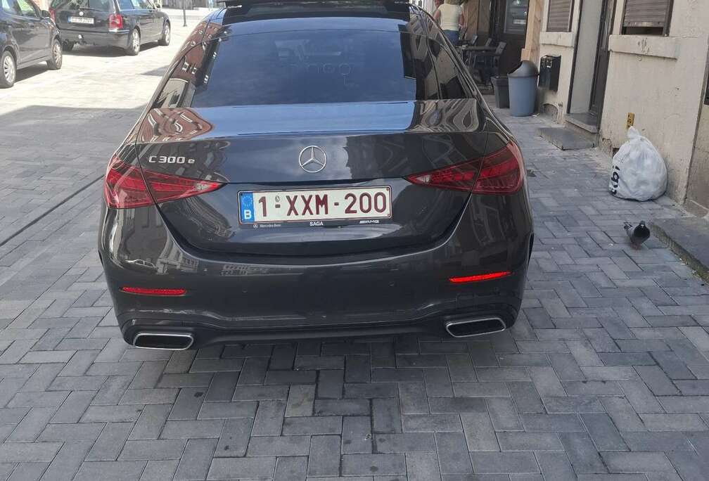 Mercedes-Benz PHEV e AMG Line (230 kW)