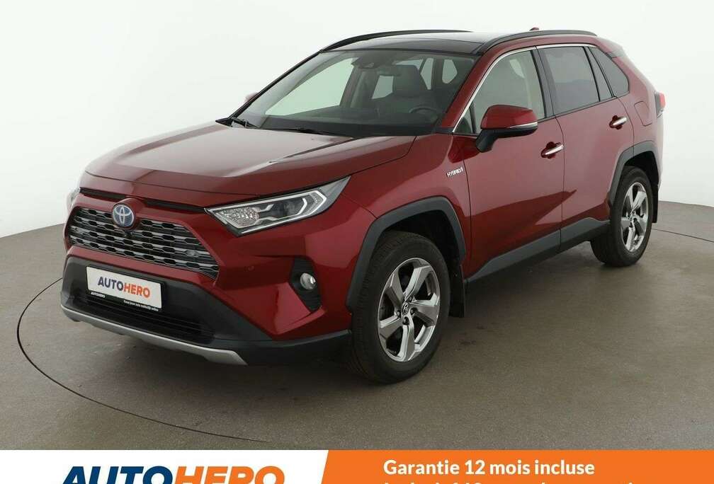 Toyota 2.5 Hybrid 4x4 Lounge