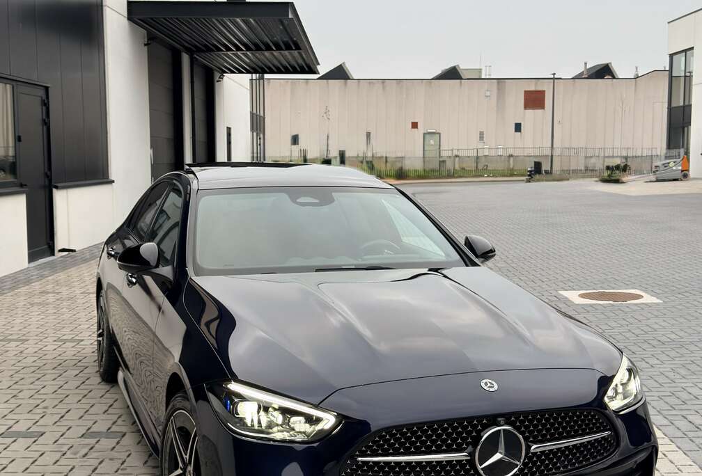 Mercedes-Benz e 9G-TRONIC AMG Line