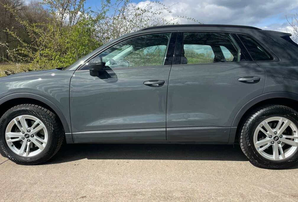 Audi Q3 35 TFSI Business Edition Advanced S tronic vac