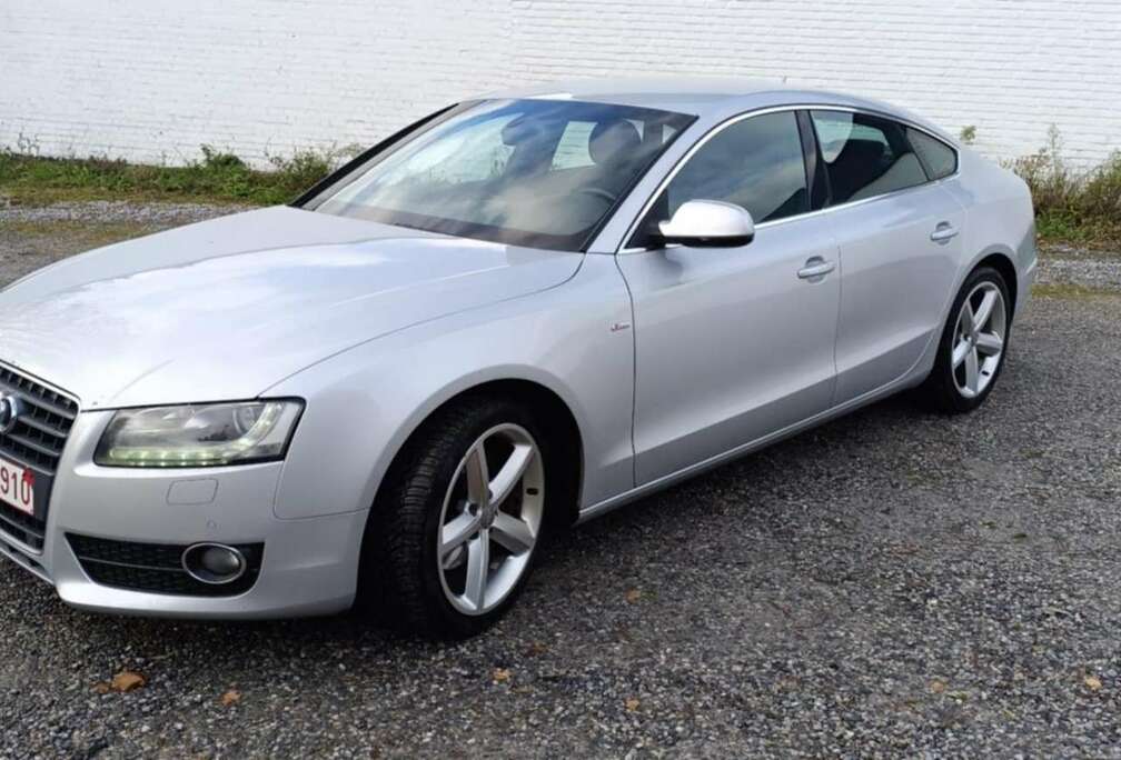 Audi Sportback V6 2.7 TDI 190 DPF S line