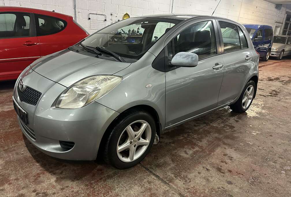 Toyota 1.3 - 87 VVT-i Sol MultiMode