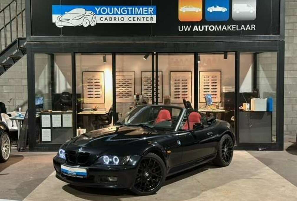 BMW 1.9i 16v Roadster  18\