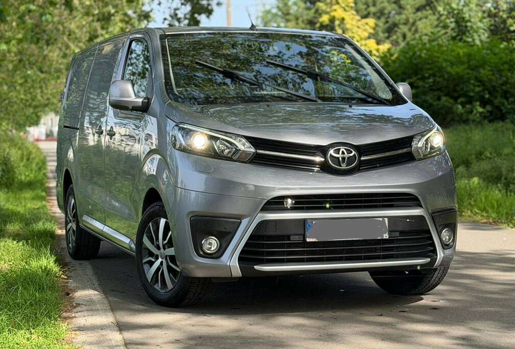 Toyota 2.0 D-4D - Full Options - Garantie 12 mois - Automatique - cuir - 360