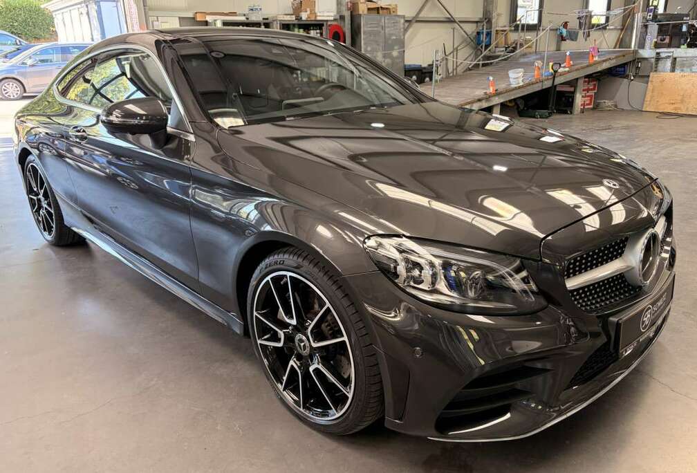 Mercedes-Benz Coupé 2.0 4Matic 245HP
